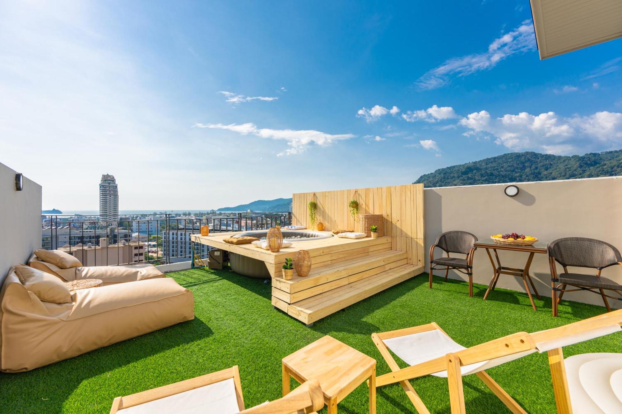 Sky Wave Patong 호텔 외부 사진